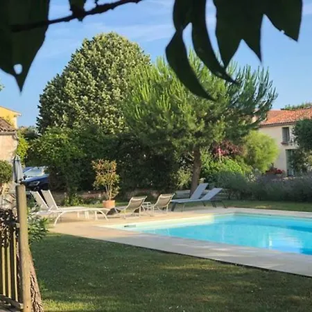 Gite 2 A 4 Personnes Saint-Vivien  Exterior photo