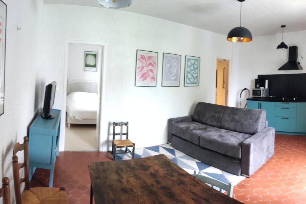 2 A 4 Personnes Holiday home *